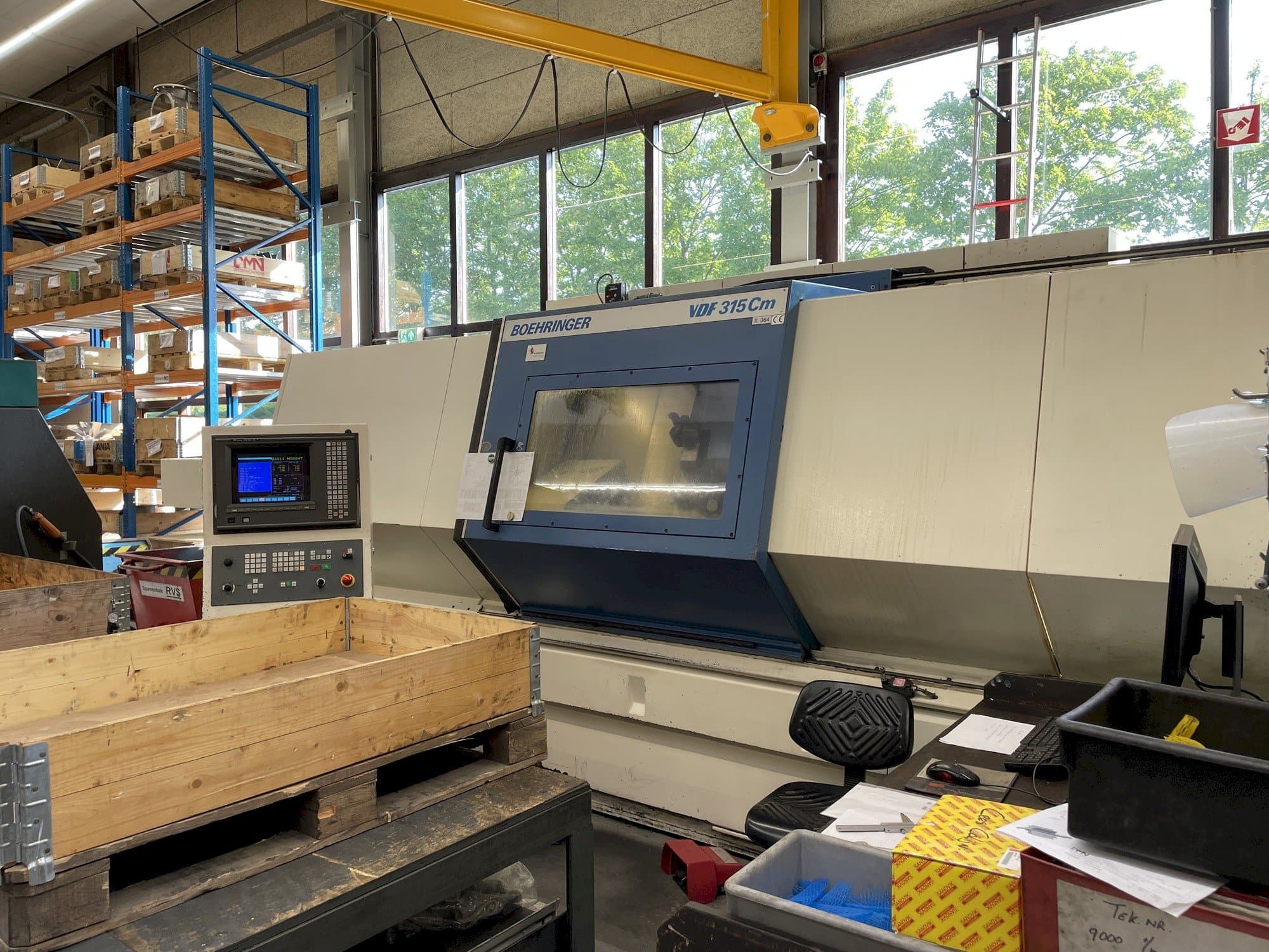 Makine  BOEHRINGER VDF 315 CM - Önden görünüm