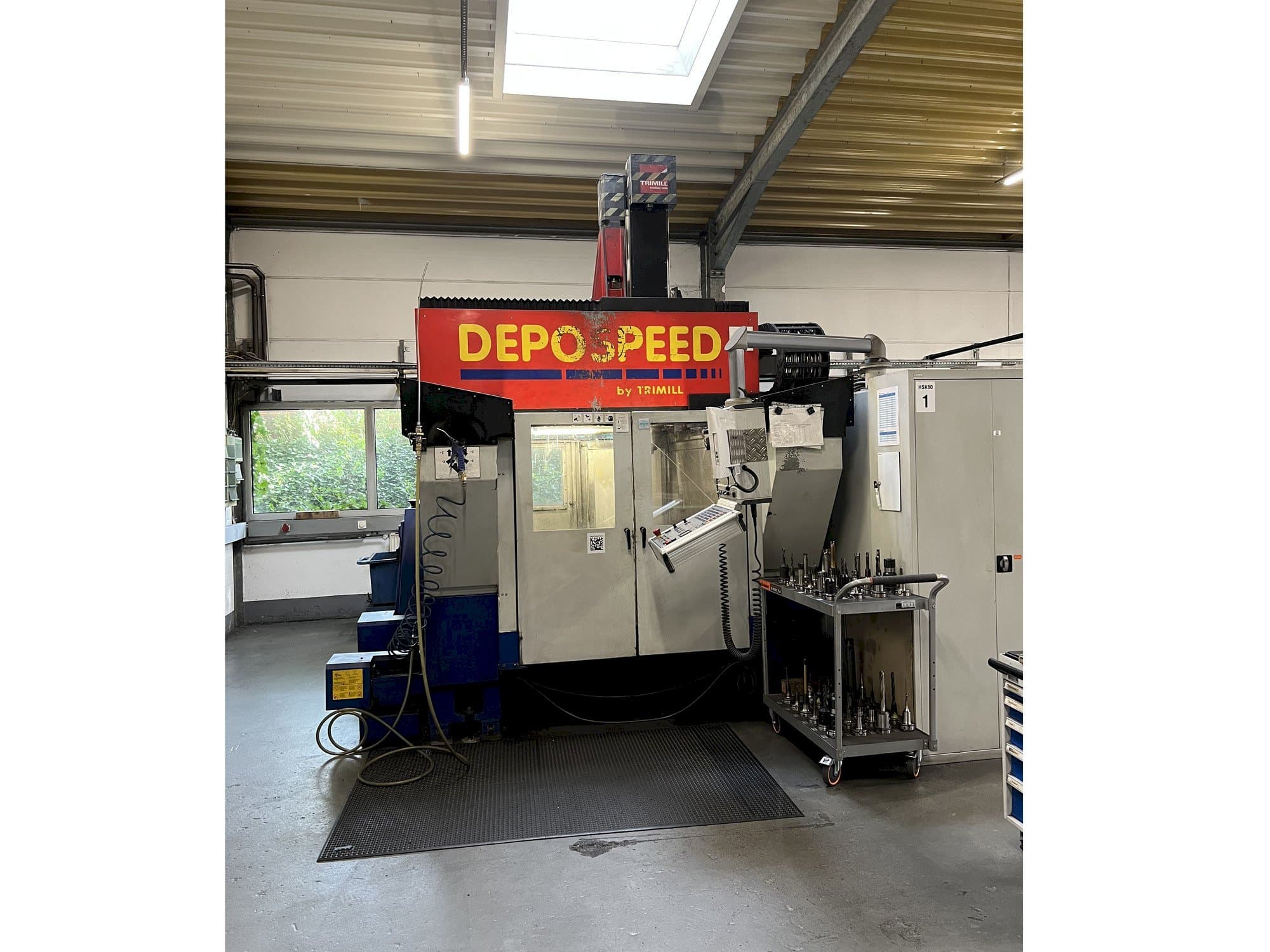Makine  TRIMILL 1011 Depo Speed - Önden görünüm