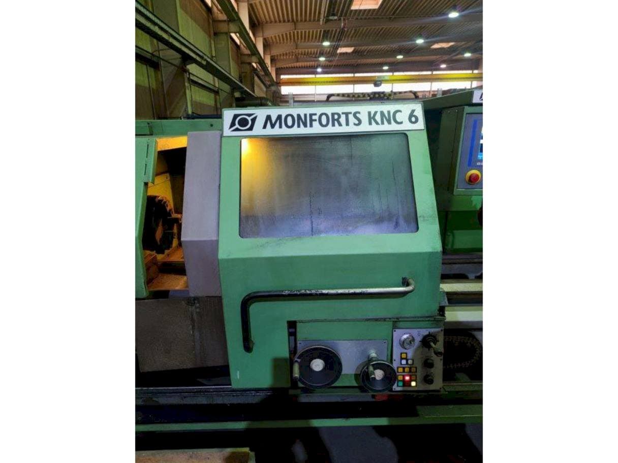 Makine  Monforts KNC6 x 2000 - Önden görünüm