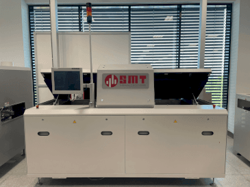 Makine  SMT UV 3/-3 - Önden görünüm