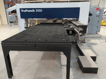 Makine  TRUMPF TruPunch 3000 - Önden görünüm