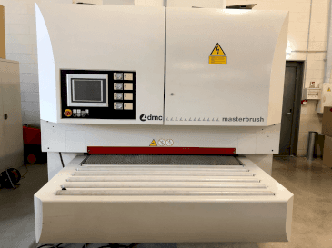 Makine  DMC MASTERBRUSH MB 1350 M4 (2011) - Önden görünüm