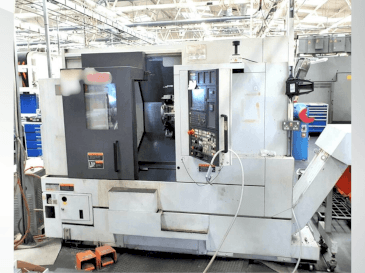 Makine  MORI SEIKI NL2000Y - Önden görünüm