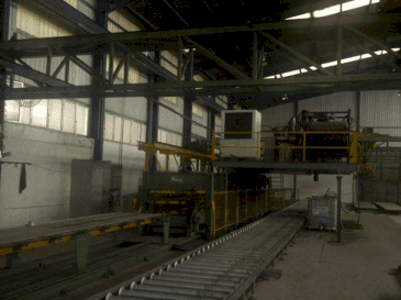 Makine  MANNI Sandwich Panel Production Line - Önden görünüm