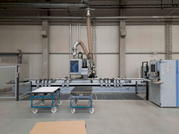 Makine HOMAG OPTIMAT BAZ222/60/K - Önden görünüm