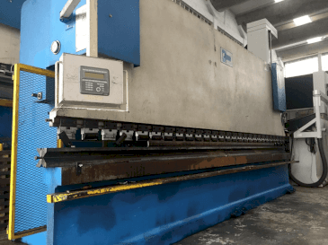 Makine JORDI PH6100 - 180 (2003) - Sağ taraf görünümü