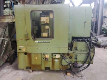 Makine  TOS OHA 16B - Önden görünüm