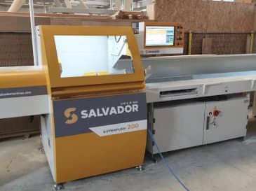 Makine  SALVADOR Superpush 200 - Önden görünüm
