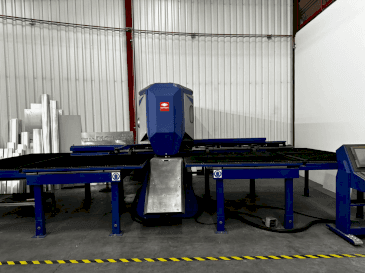 Makine  TECHNOLOGY Tecnotransfer 1500x3000 - Önden görünüm
