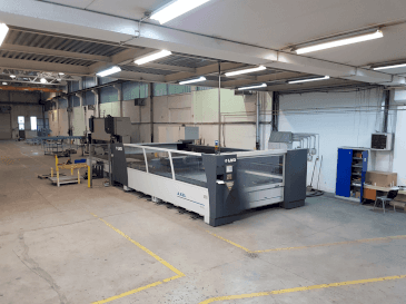 Makine  LVD Axel 4020 - Önden görünüm