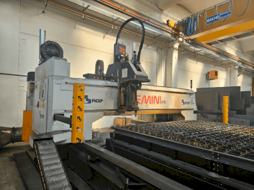 Makine  FICEP GEMINI G32 HPE - Önden görünüm
