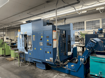 Makine  Matsuura MAM72-25V - Önden görünüm