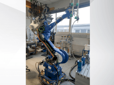 Makine  Yaskawa 6VX88 - Önden görünüm