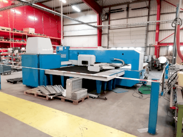 Makine  Finn-Power F5-20 SB/AM - Önden görünüm