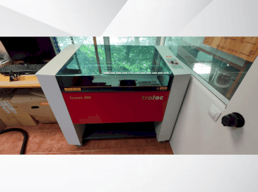 Makine  Trotec Speedy 360 - Önden görünüm