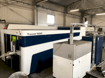 Makine  TRUMPF Trulaser 5030 Fiber - Önden görünüm