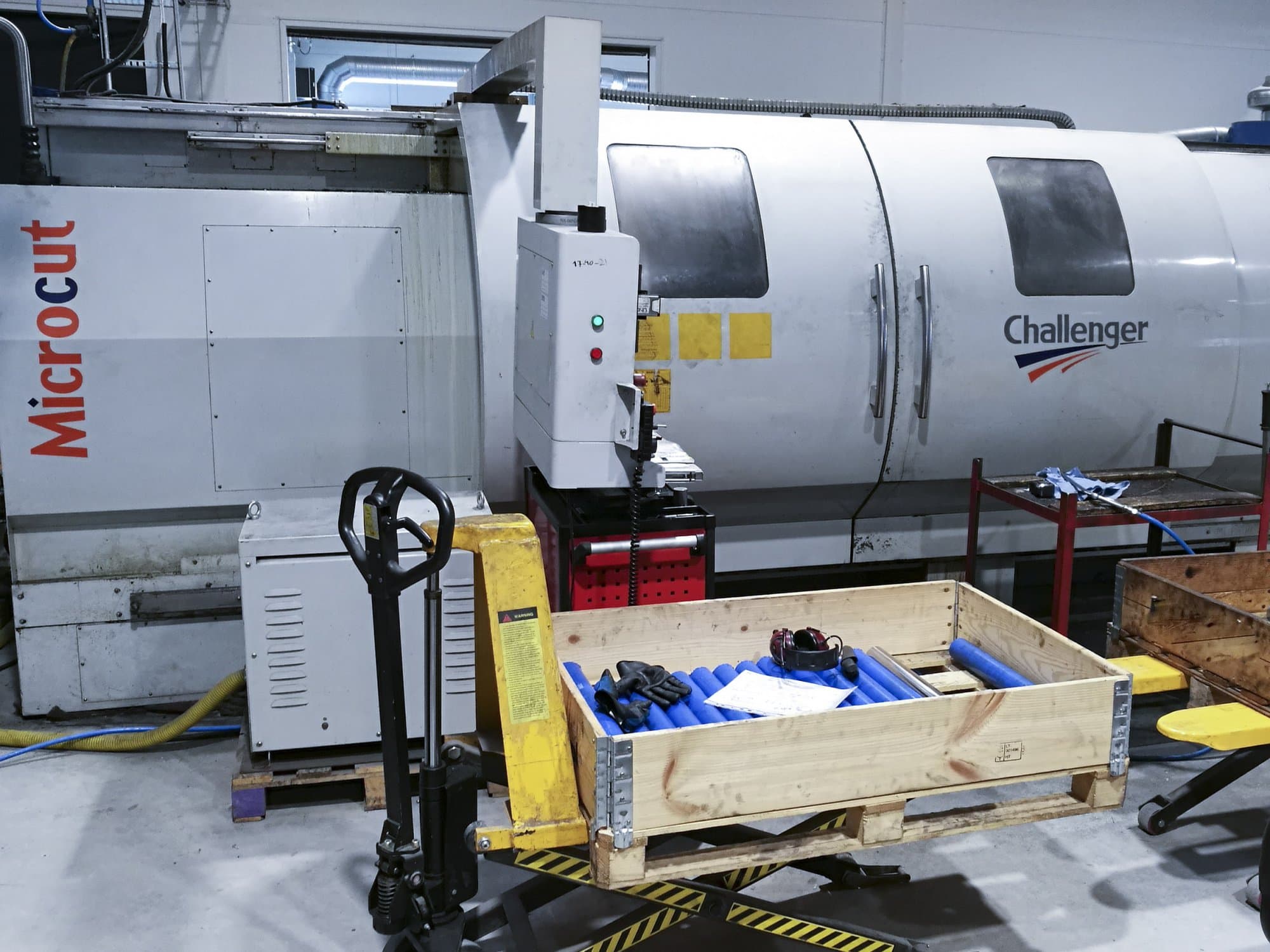 Makine  MICROCUT - Önden görünüm BNC-30160X