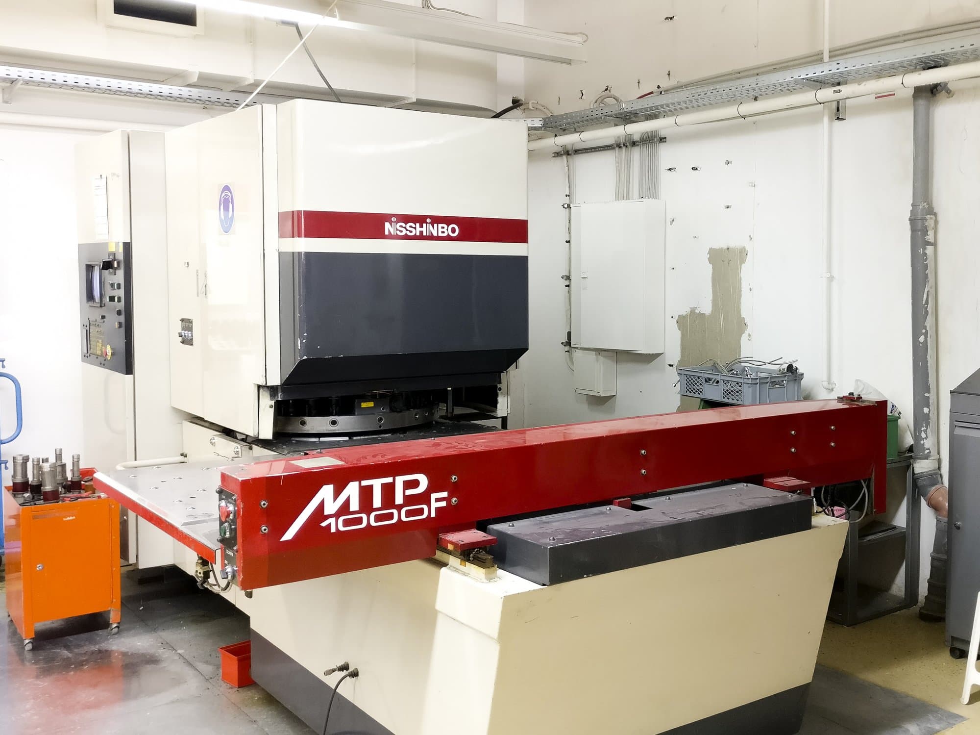 Makine  Nisshinbo - Sol görünüm MTP-1000F