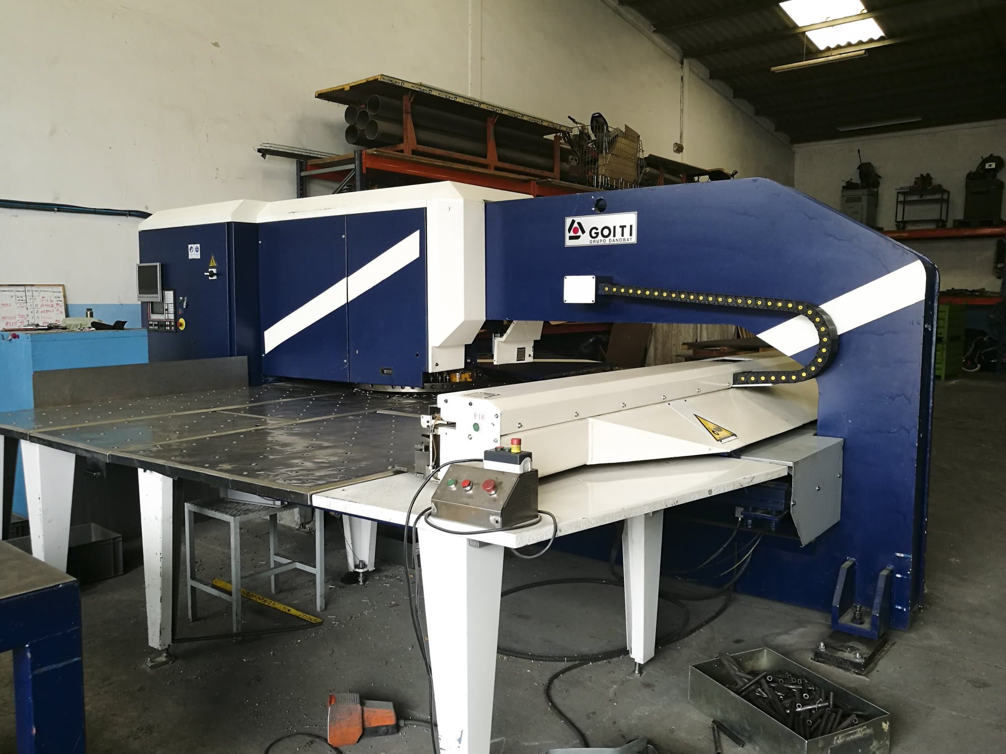 Makine  GOITI - Sağdan görünüm PGA-2