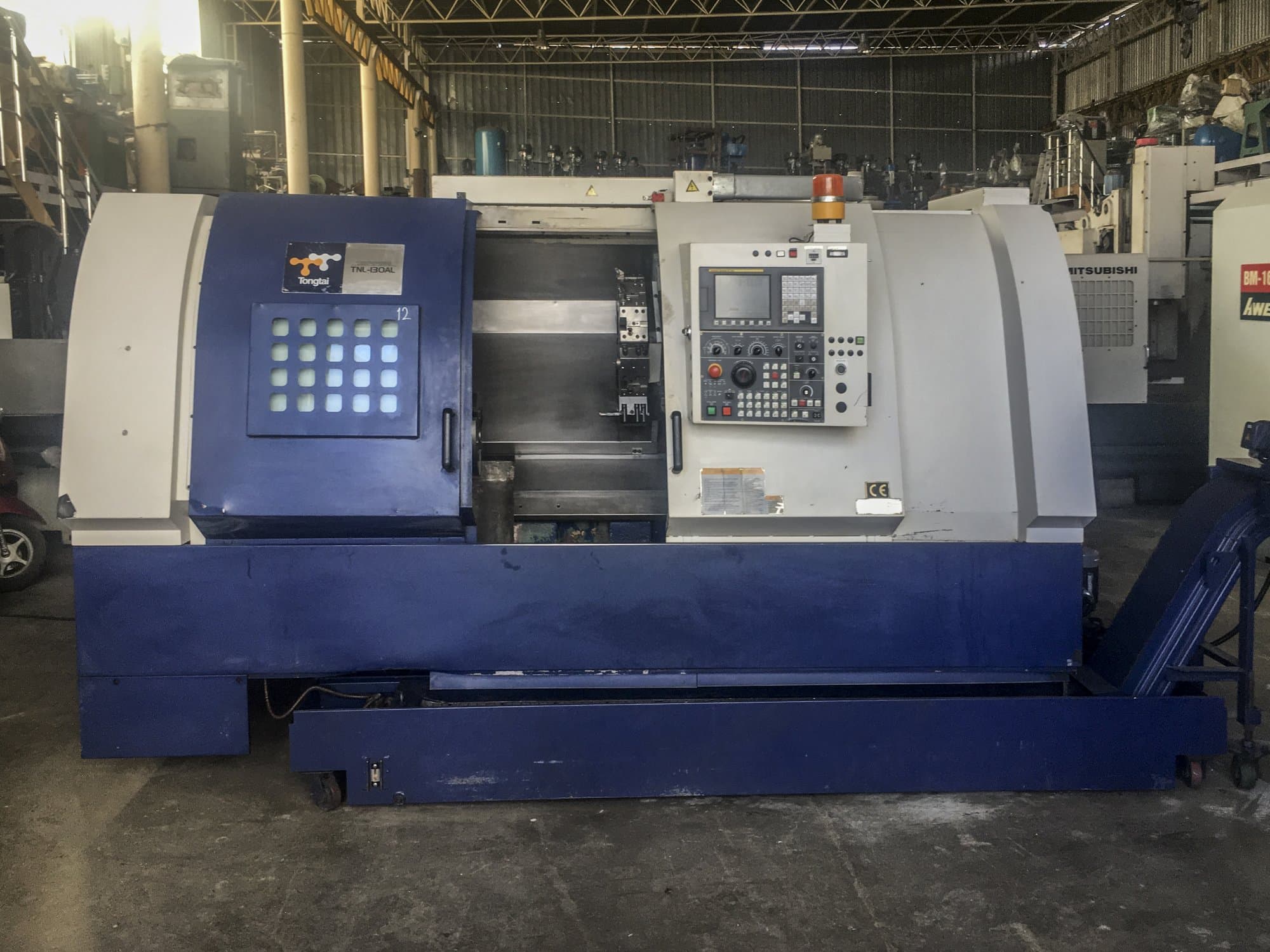 Makine  Tongtai - Önden görünüm TNL-130 AL