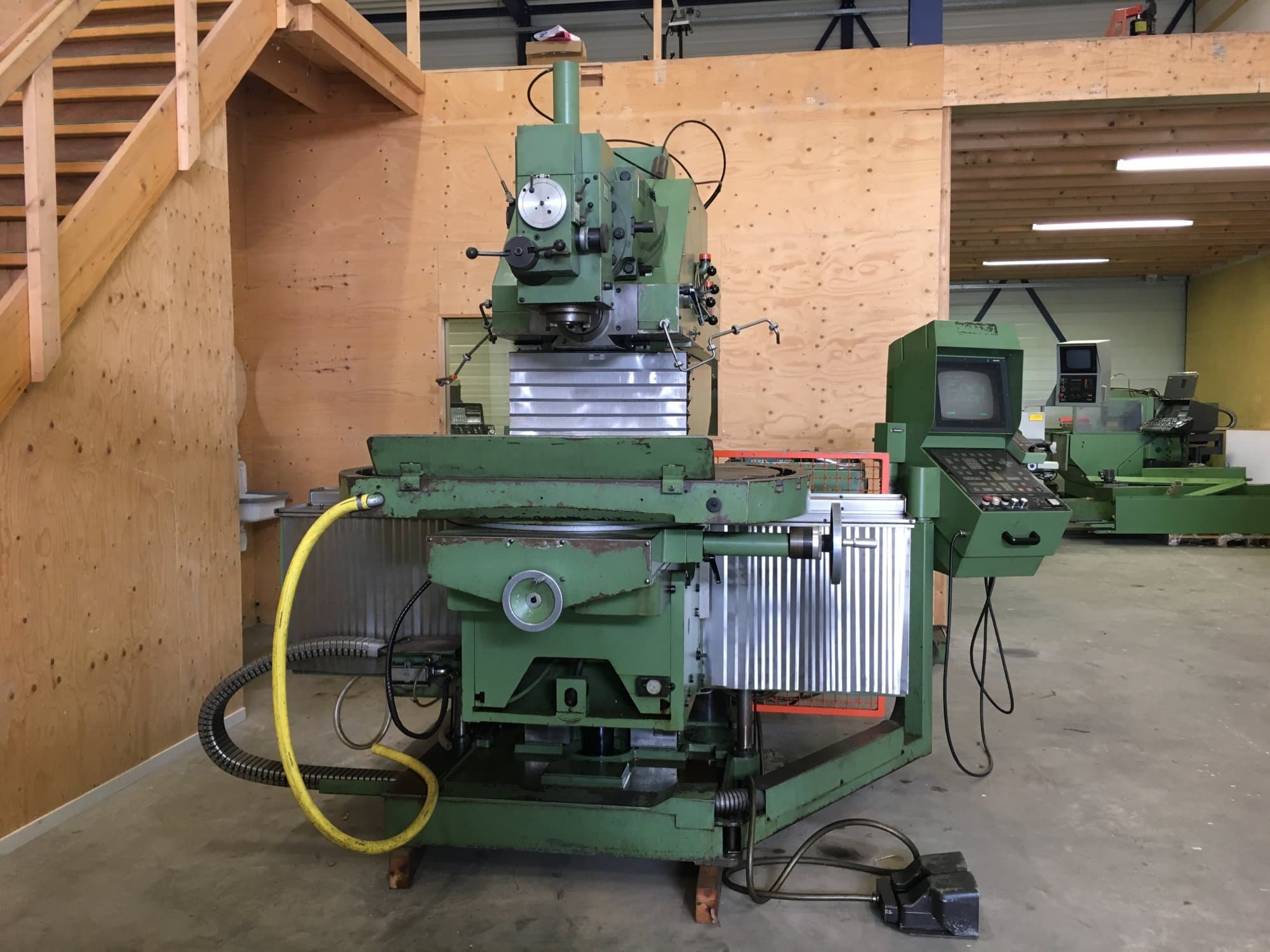 Makine  Maho - Önden görünüm MH 1000 C