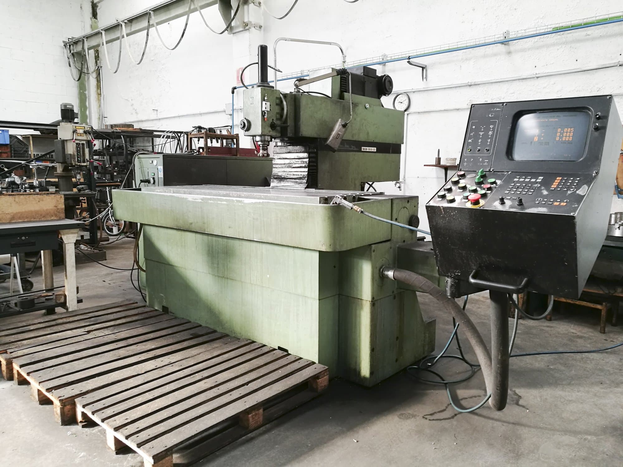 Makine  Metba - Sağdan görünüm MB-55-D