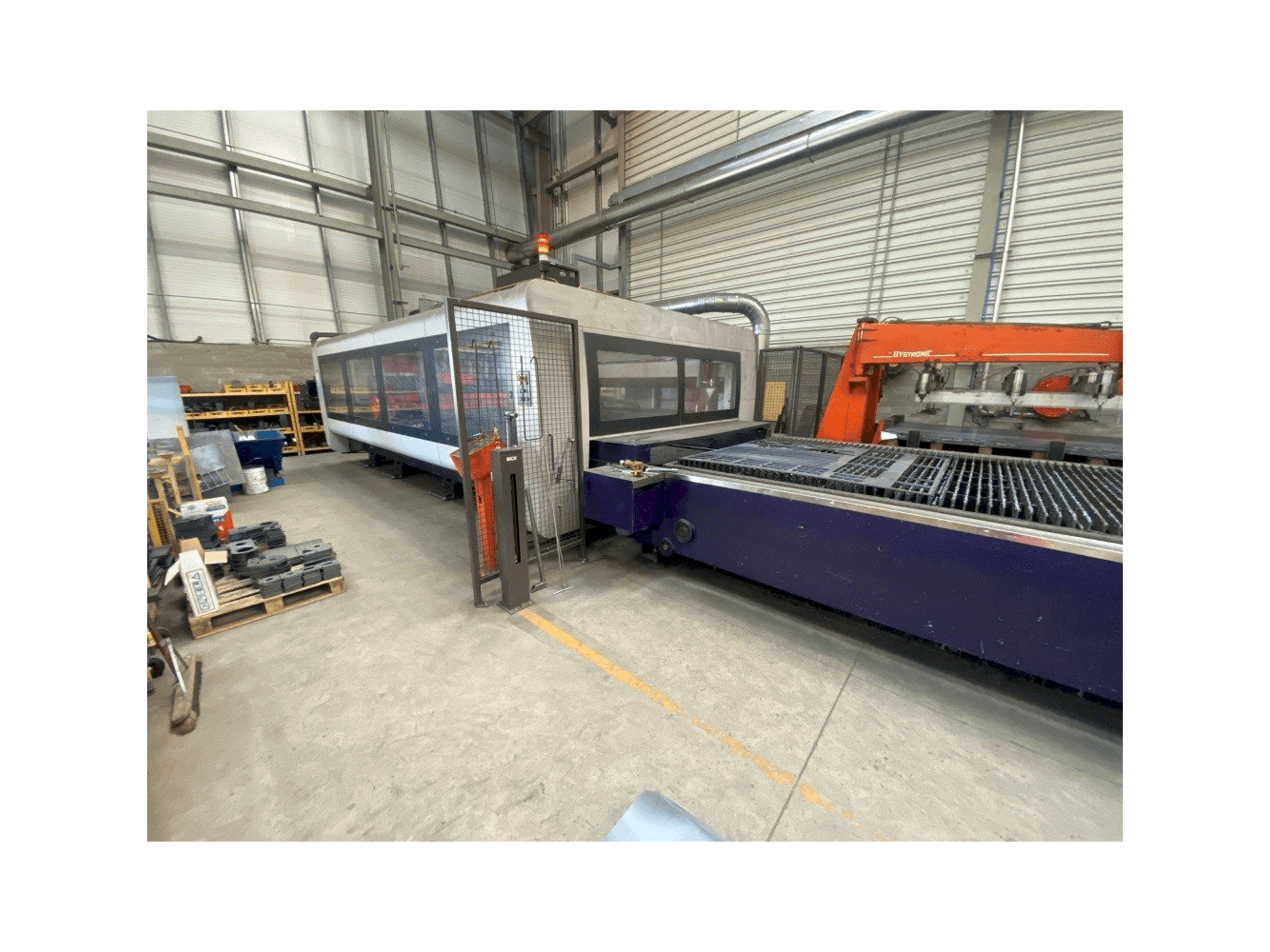 Makine Bystronic BySprint Pro 4020 - Önden görünüm