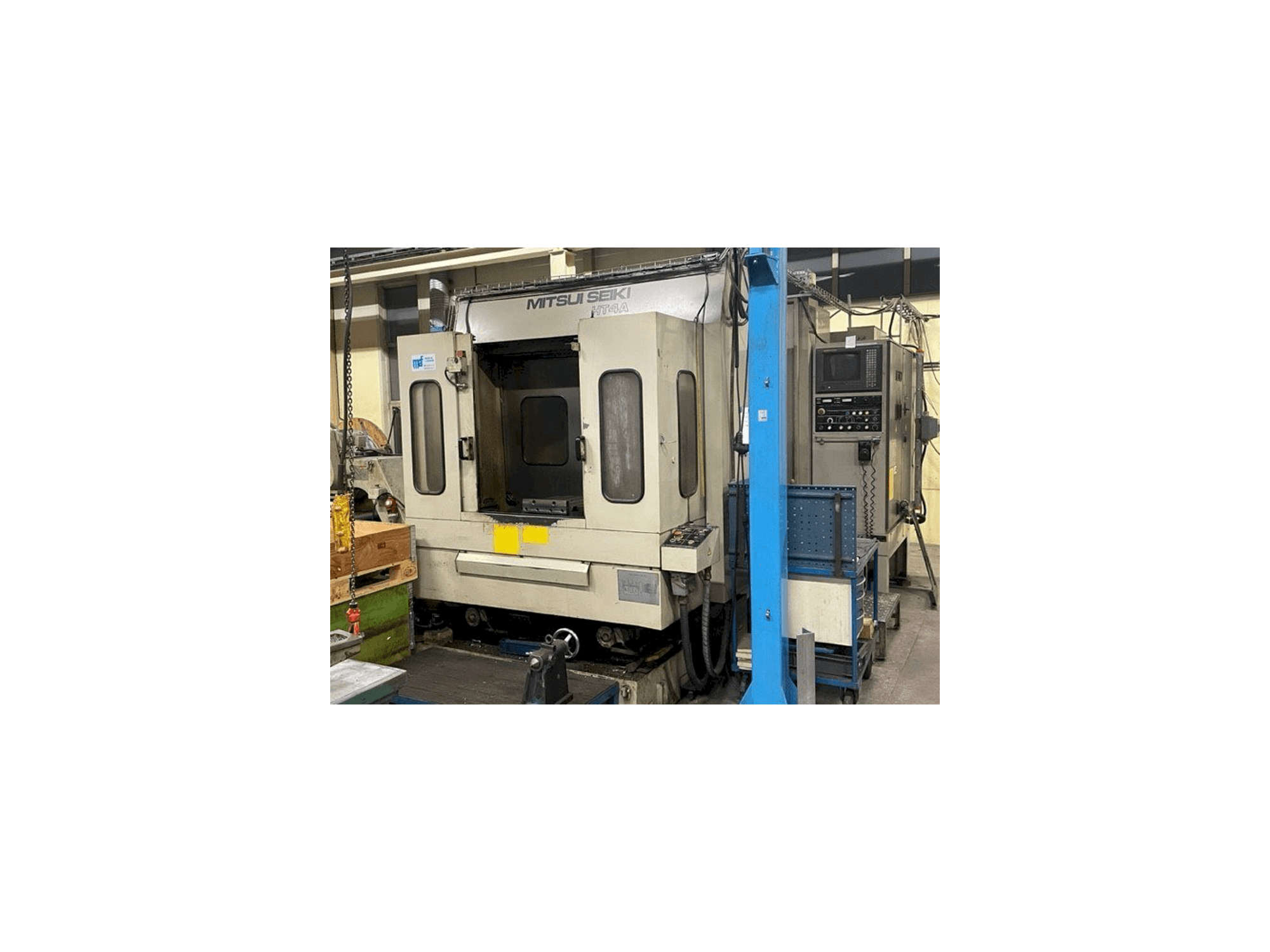 Makine Mitsui Seiki HT4A - Önden görünüm