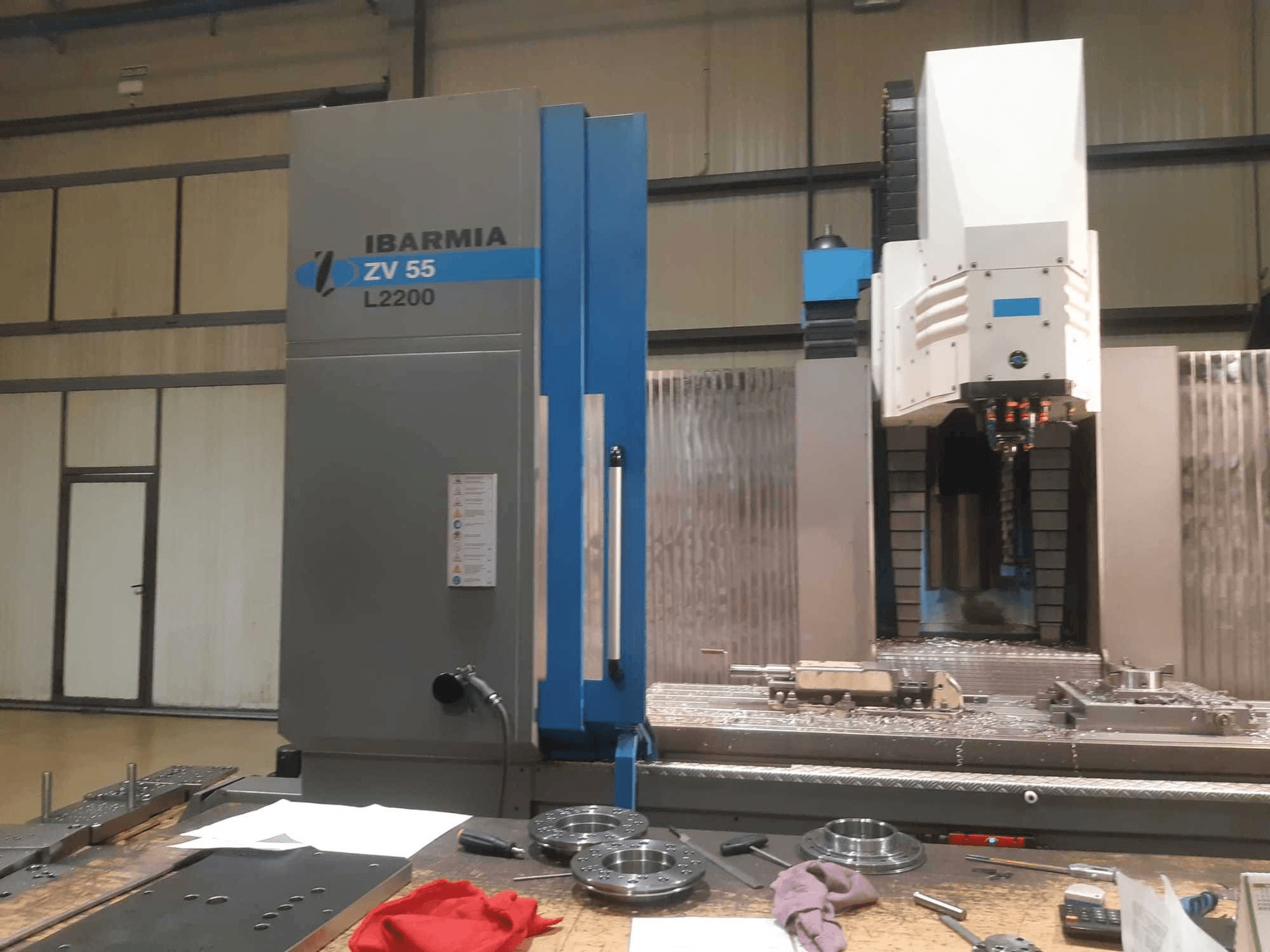 Makine IBARMIA ZV55 L2200 - Önden görünüm