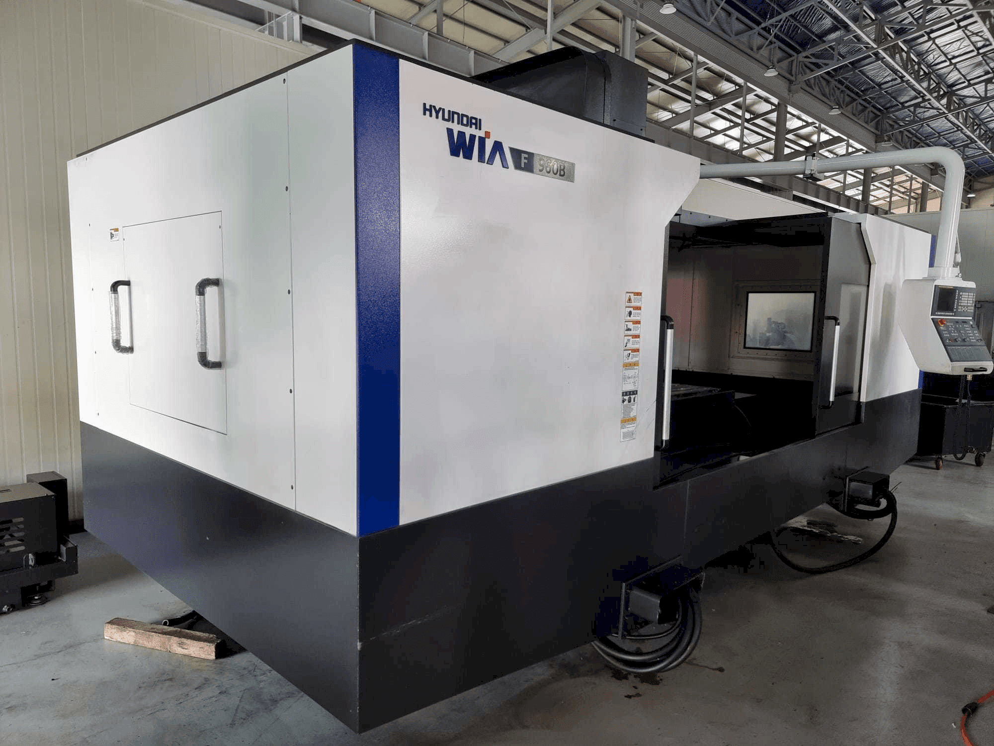 Makine Hyundai Wia F960B - Önden görünüm