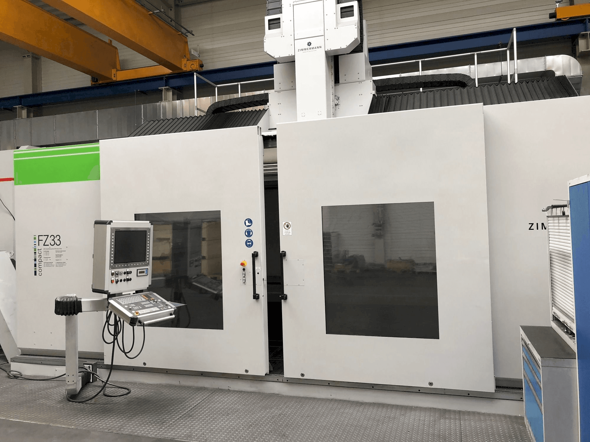 Makine Zimmermann FZ33C - Önden görünüm