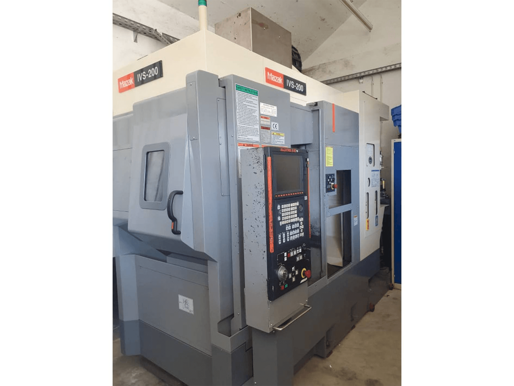 Makine Mazak IVS200 - Önden görünüm