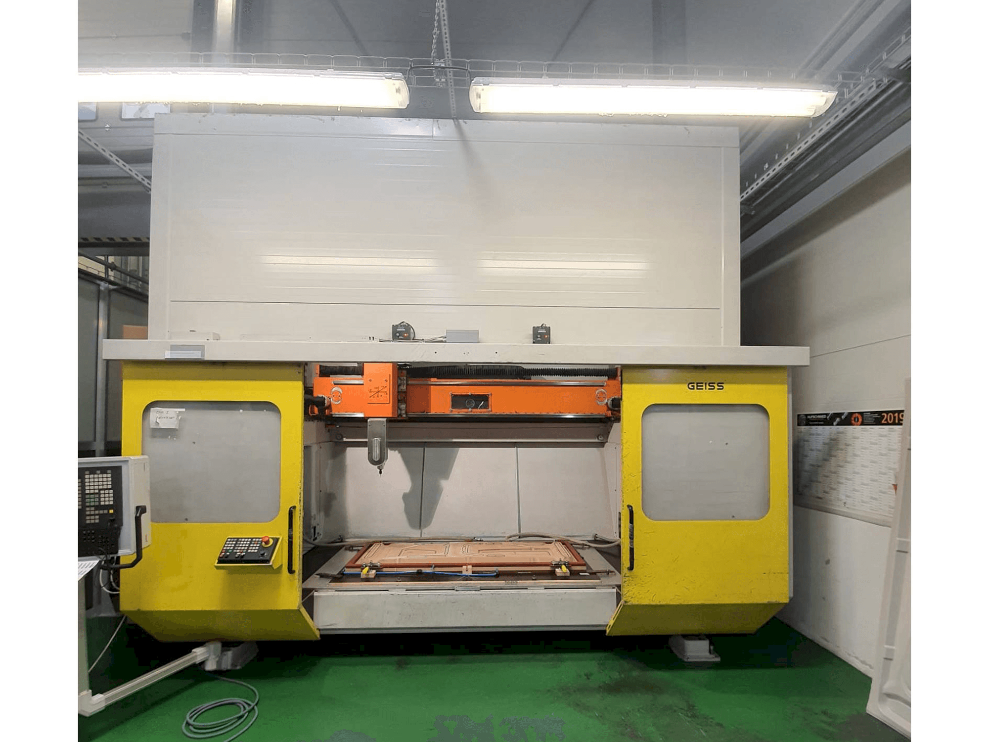 Makine GEISS FZ 2000x1000 ECO - Önden görünüm