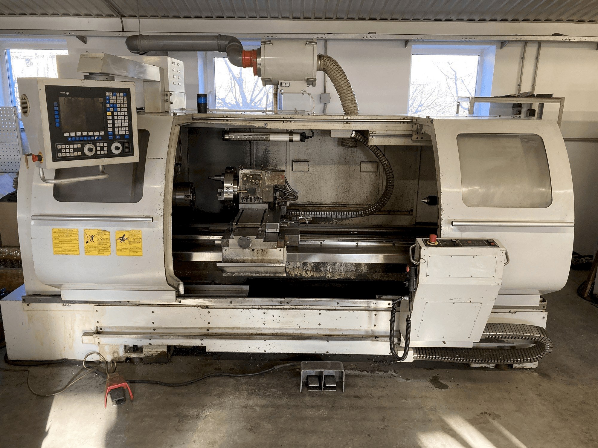 Makine FERMAT SF 48-1500 CNC - Önden görünüm