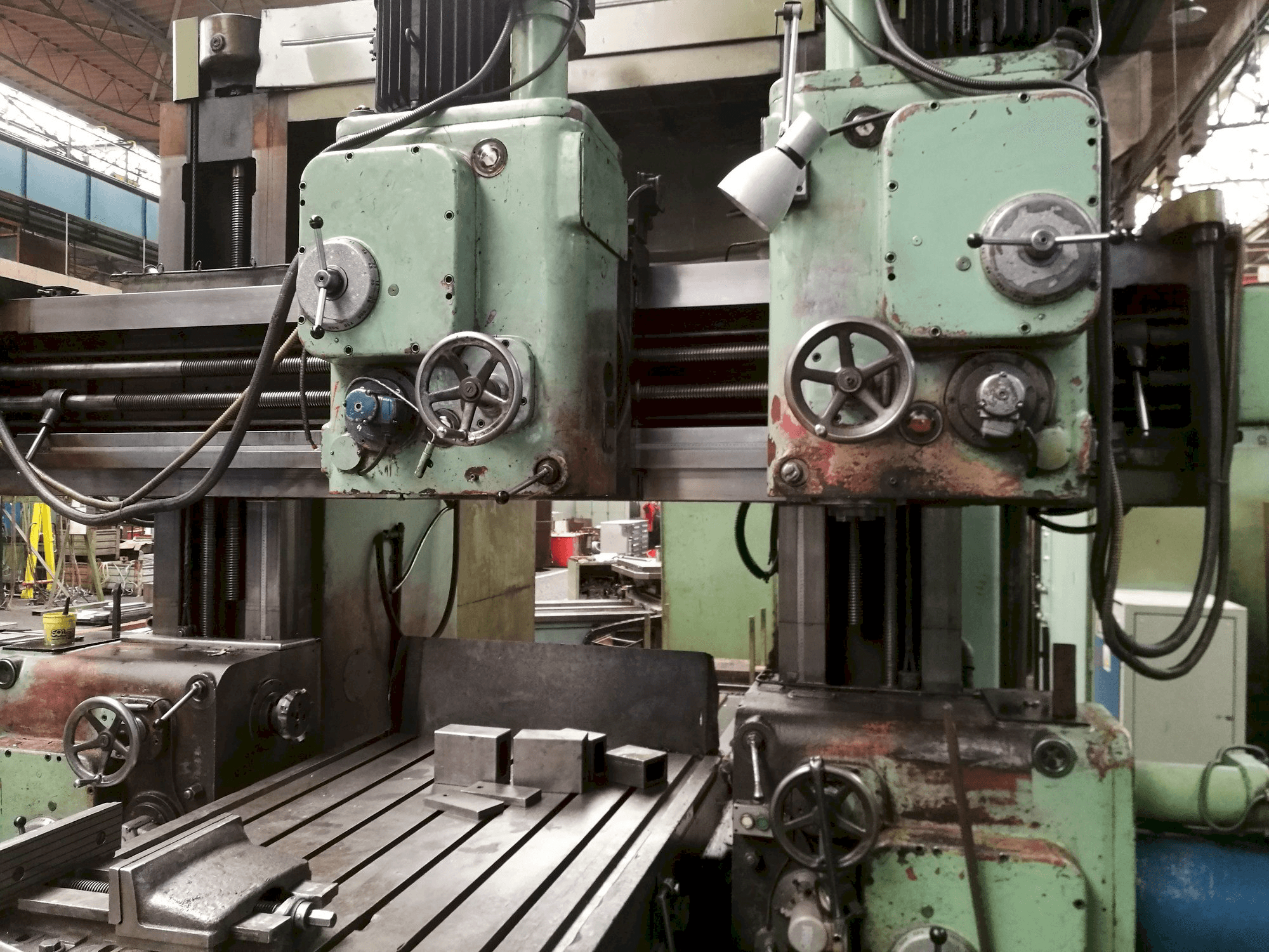 Makine ZPS FP 16 - Önden görünüm