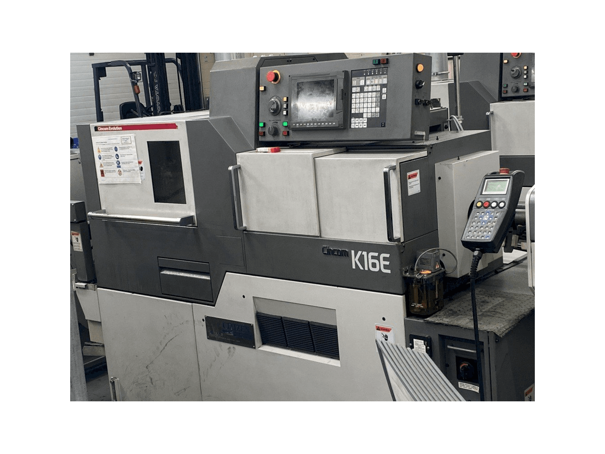 Makine Citizen Cincom K16EVIIP - Önden görünüm