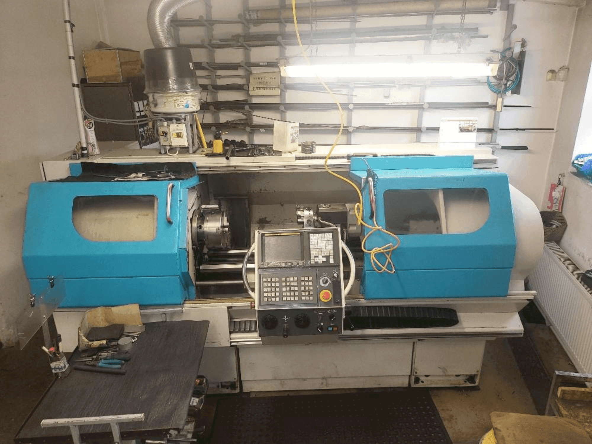 Makine 600 Lathes Multiturn 2000 - Önden görünüm