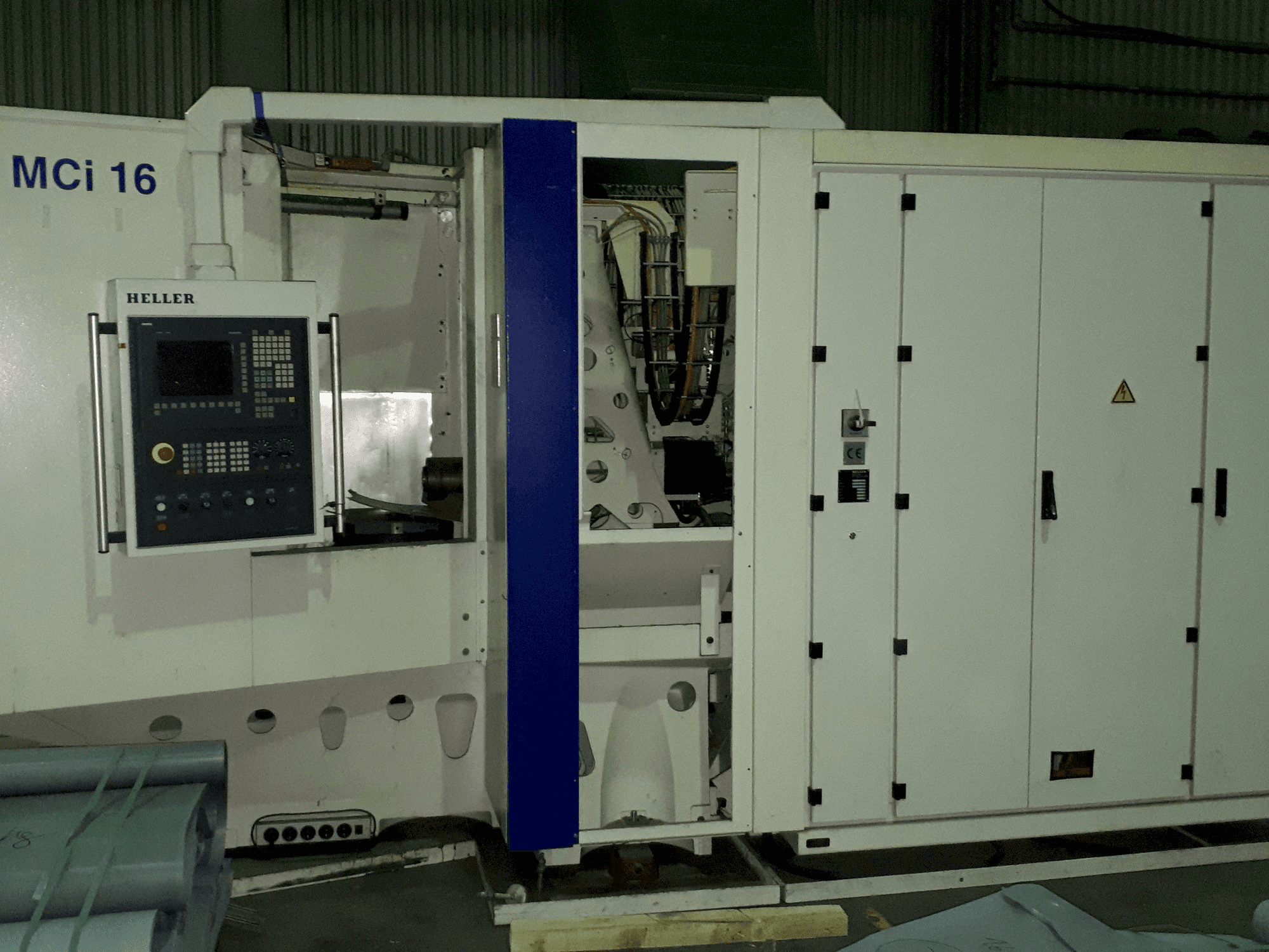 Makine HELLER MCi 16 - Önden görünüm
