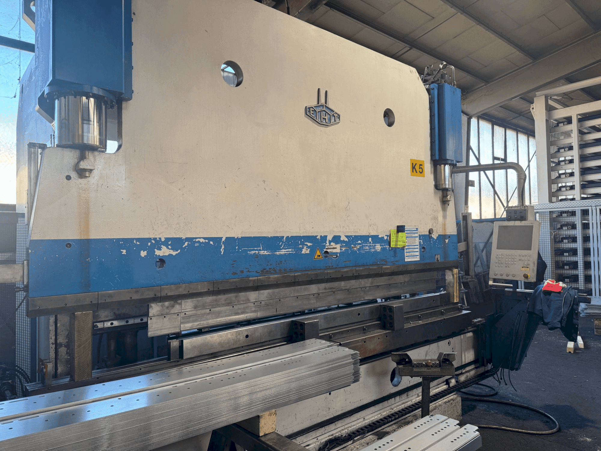 Makine EHT EHPS 20-35 - Önden görünüm