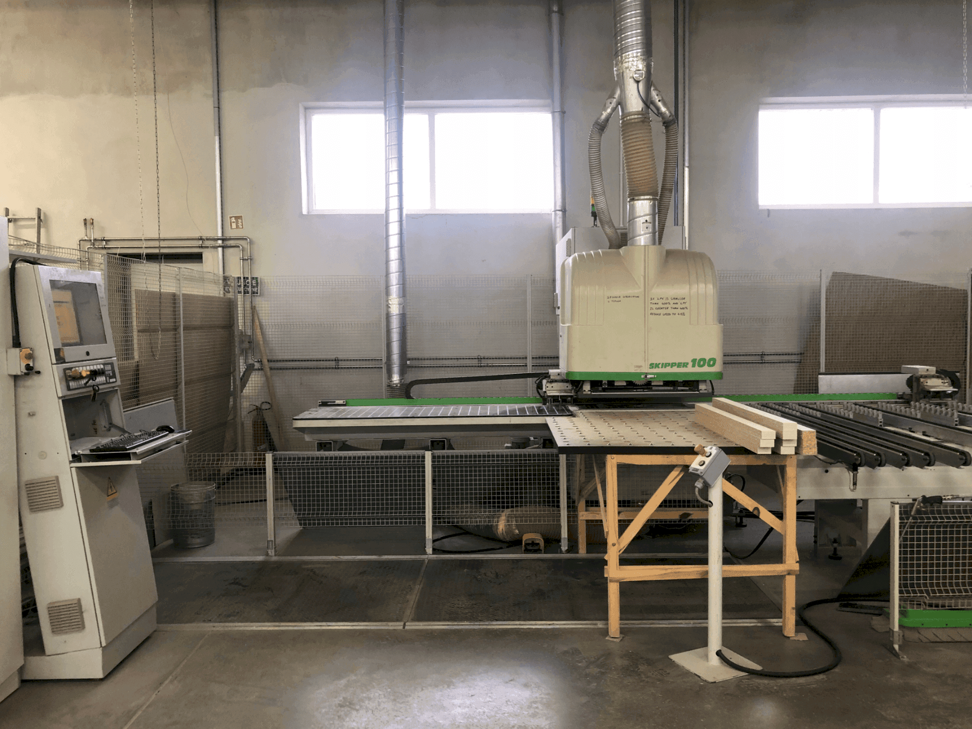 Makine BIESSE SKIPPER 100 - Önden görünüm