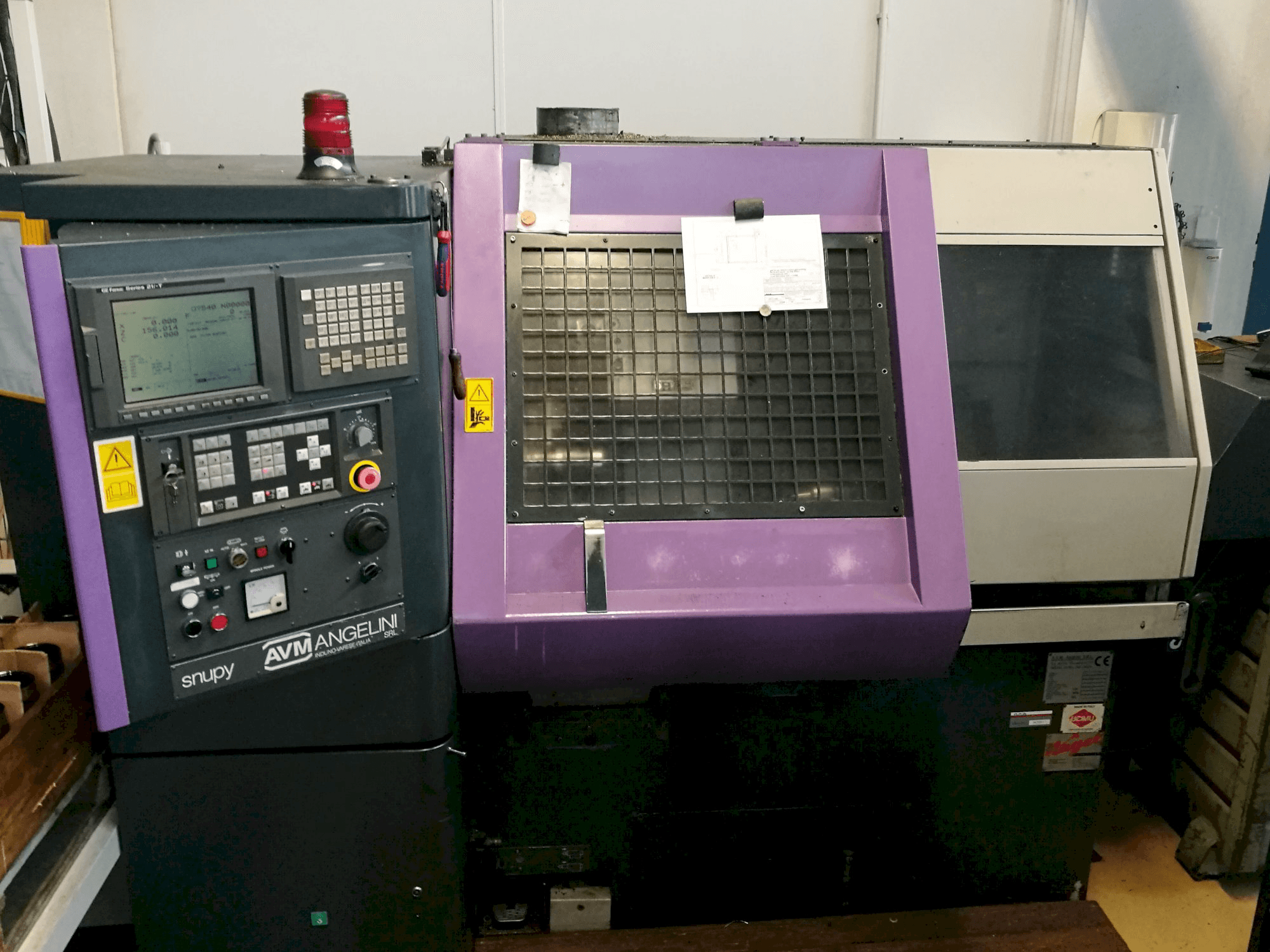 Makine AVM Angelini - Önden görünüm Snupy 21TI