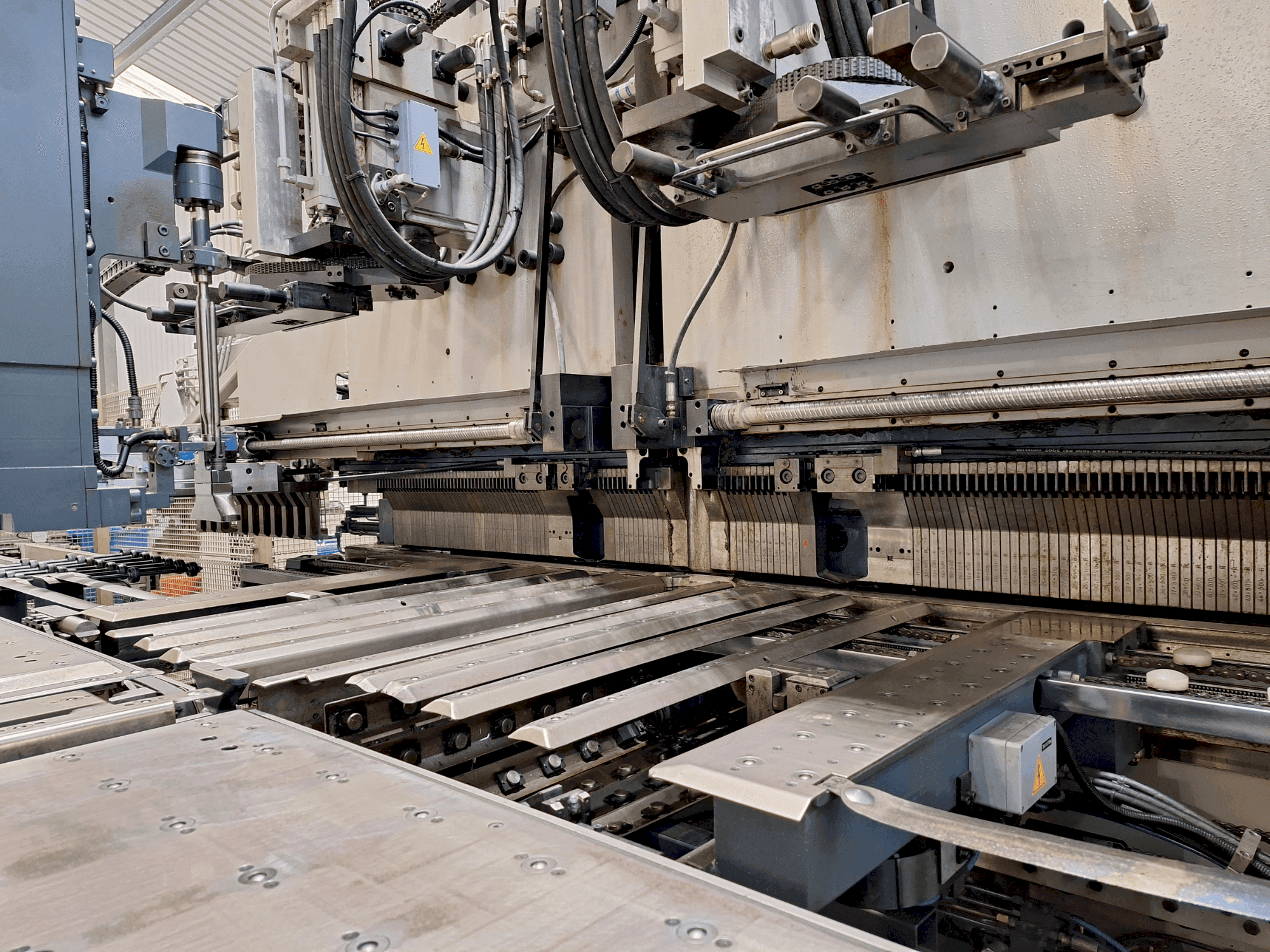 Makine Salvagnini P4-2220 - Önden görünüm