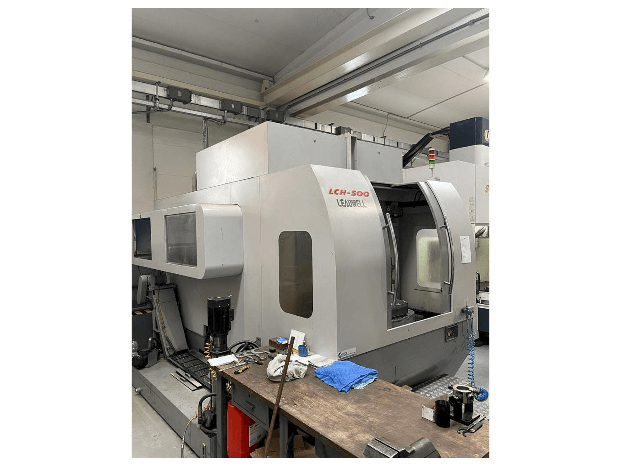 Makine Leadwell LCH-500 - Sol taraftaki görüntü
