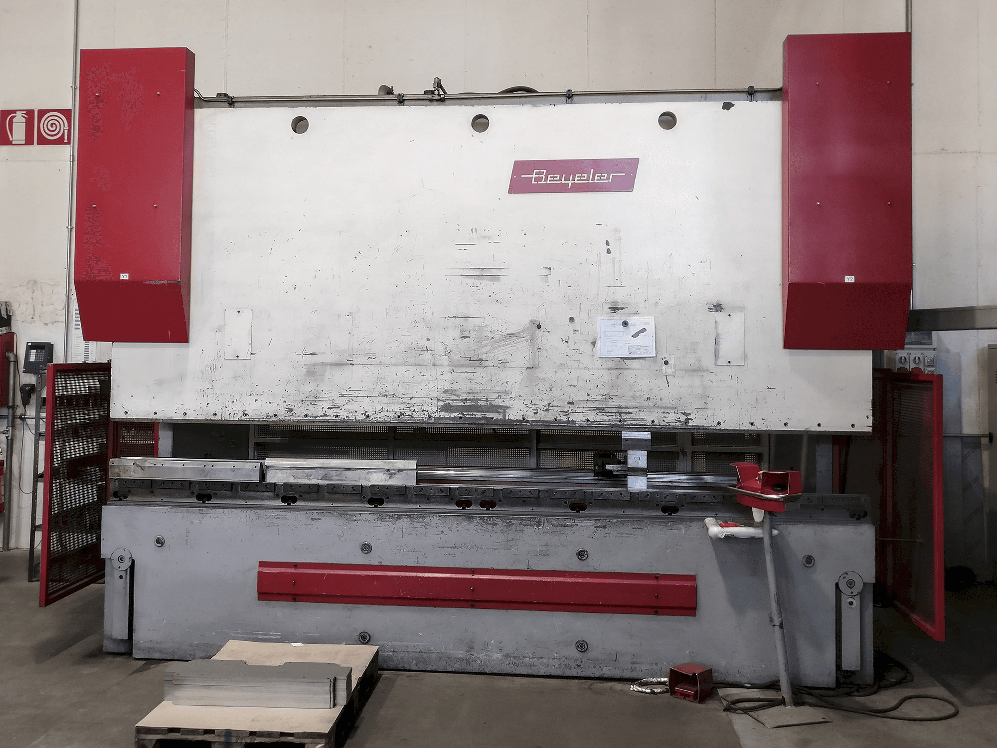 Makine BEYELER - Önden görünüm PR6