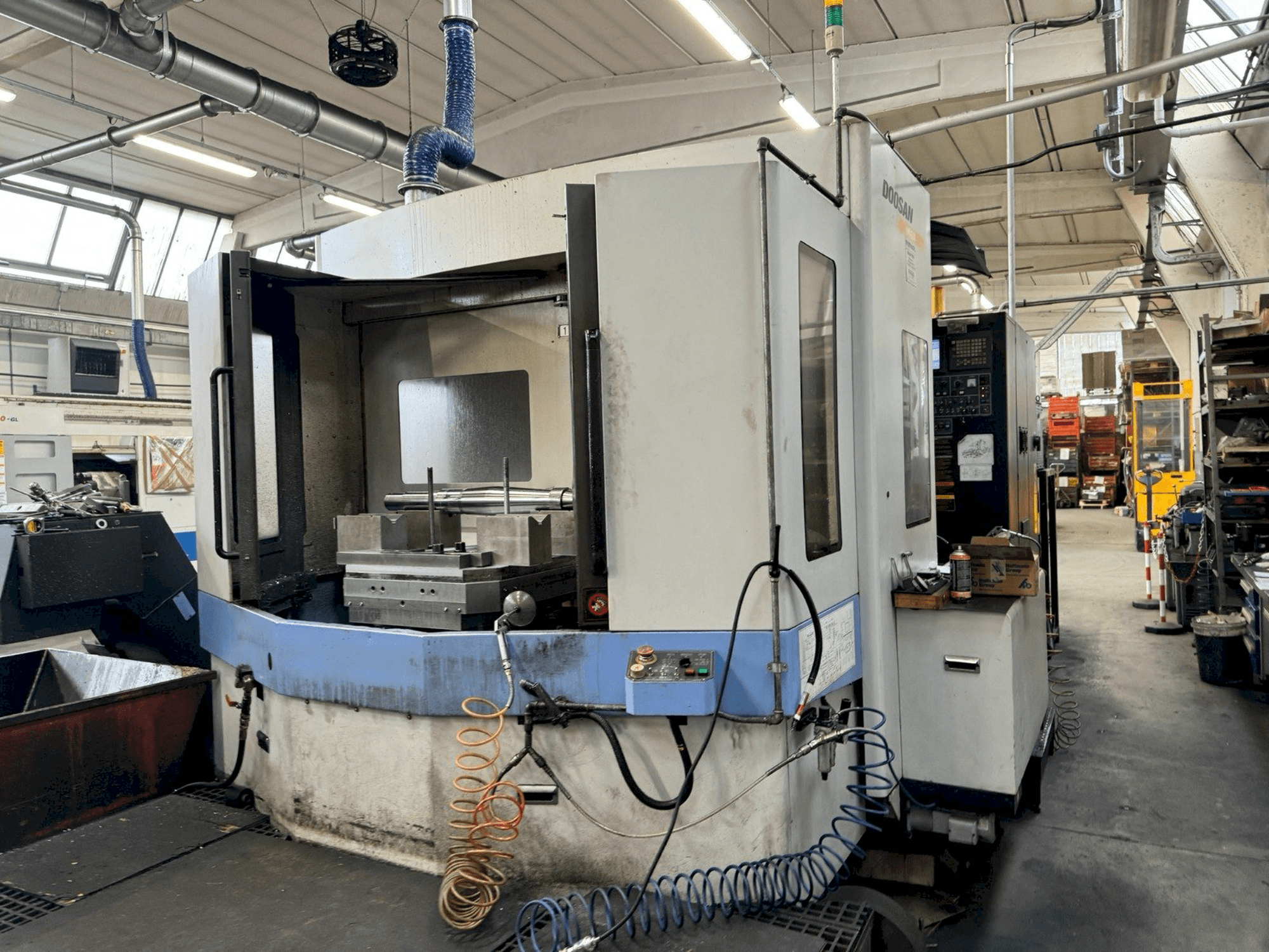 Makine DOOSAN HM 630 - Önden görünüm