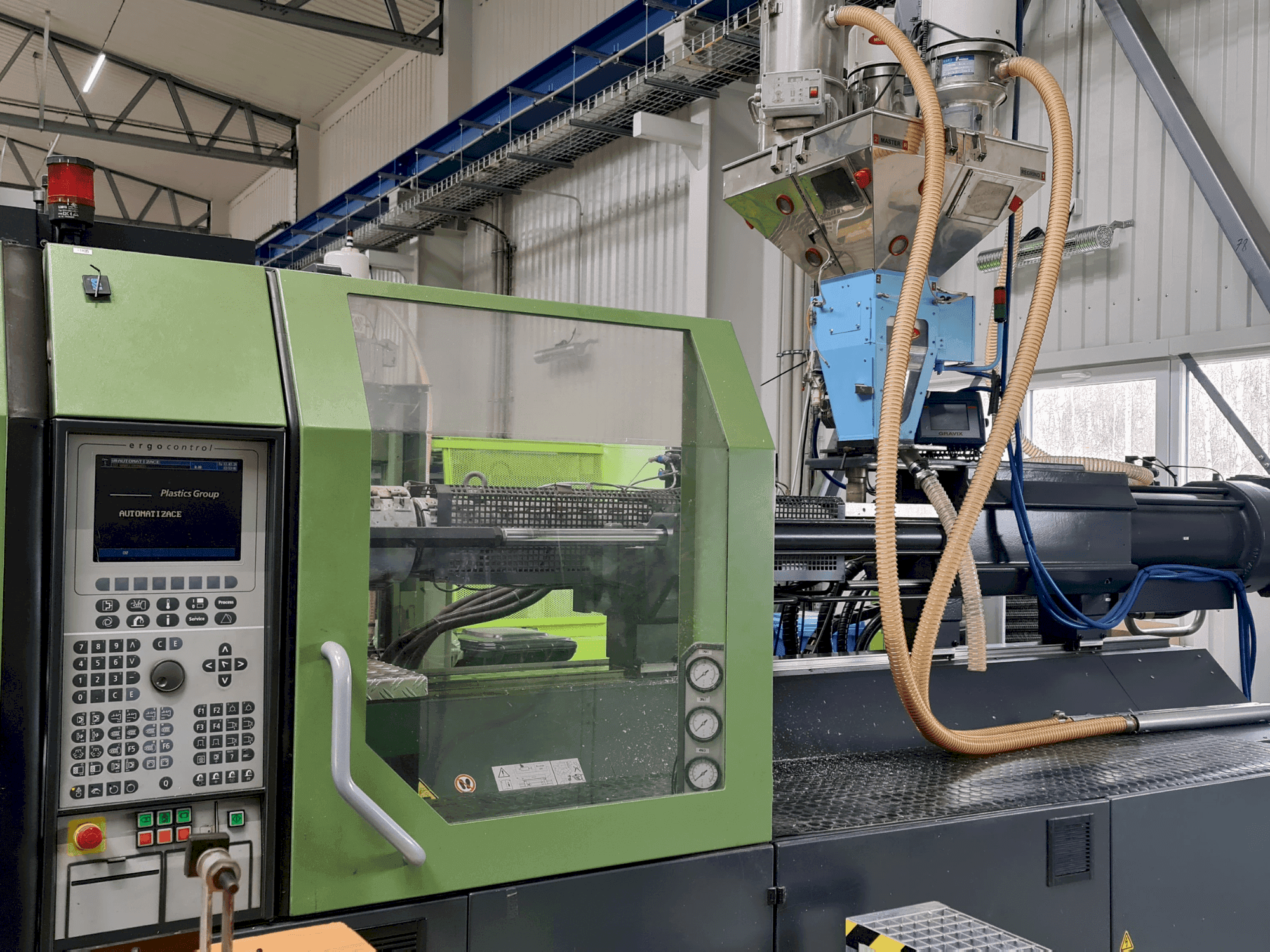 Makine DEMAG Concept 420/810-2300 - Sol taraftaki görüntü