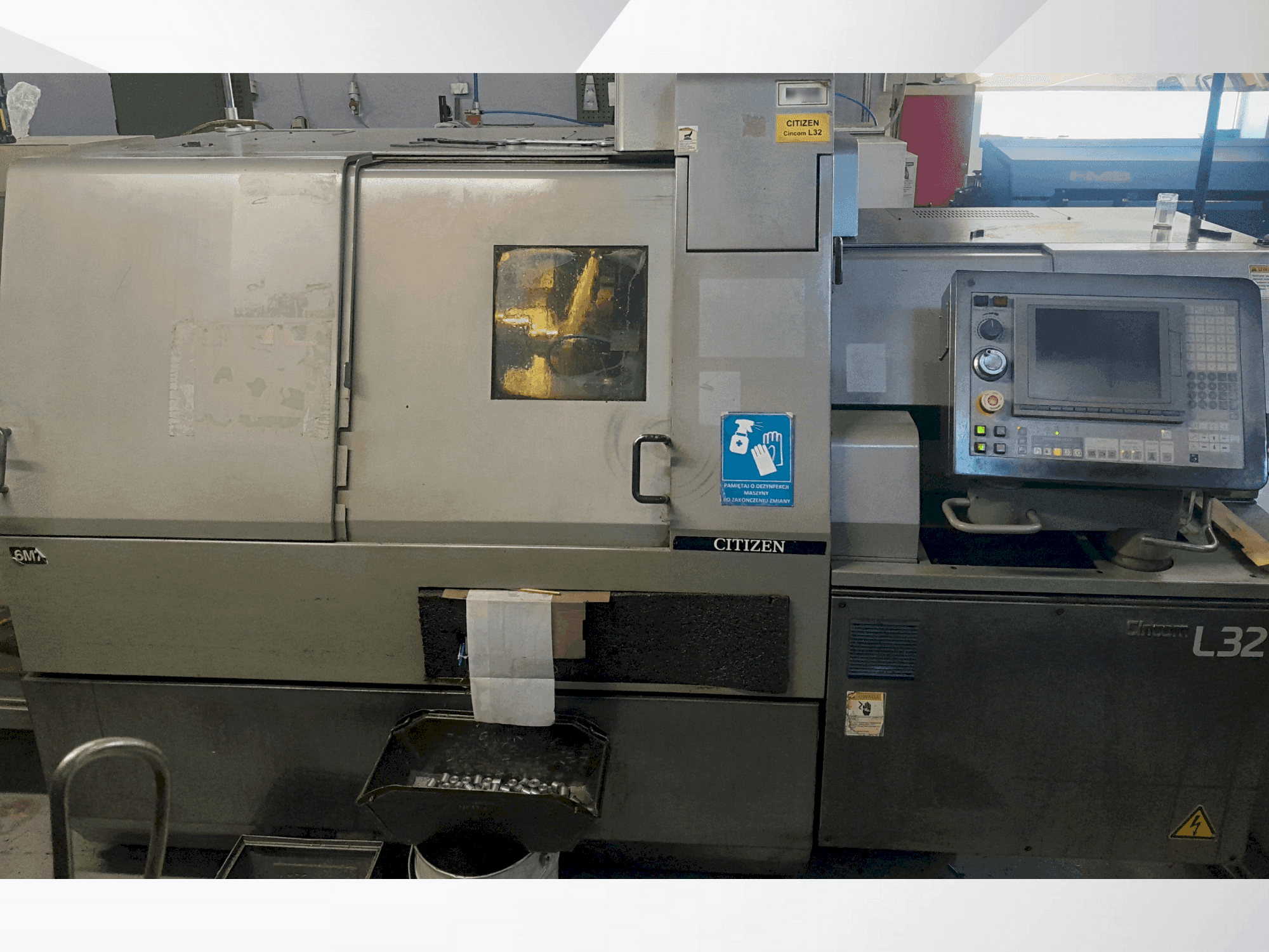 Makine Citizen L32 VII - Önden görünüm