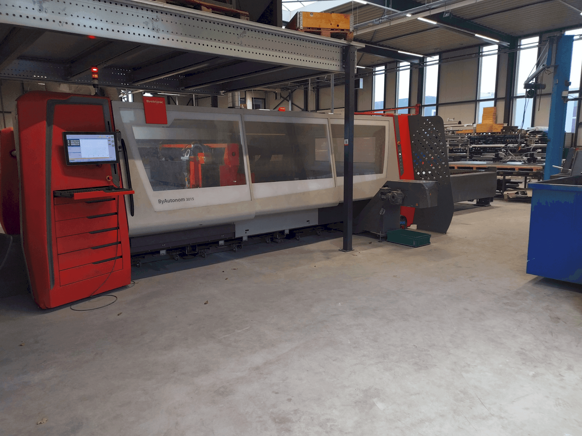 Makine Bystronic ByAutonom 3015 - Önden görünüm