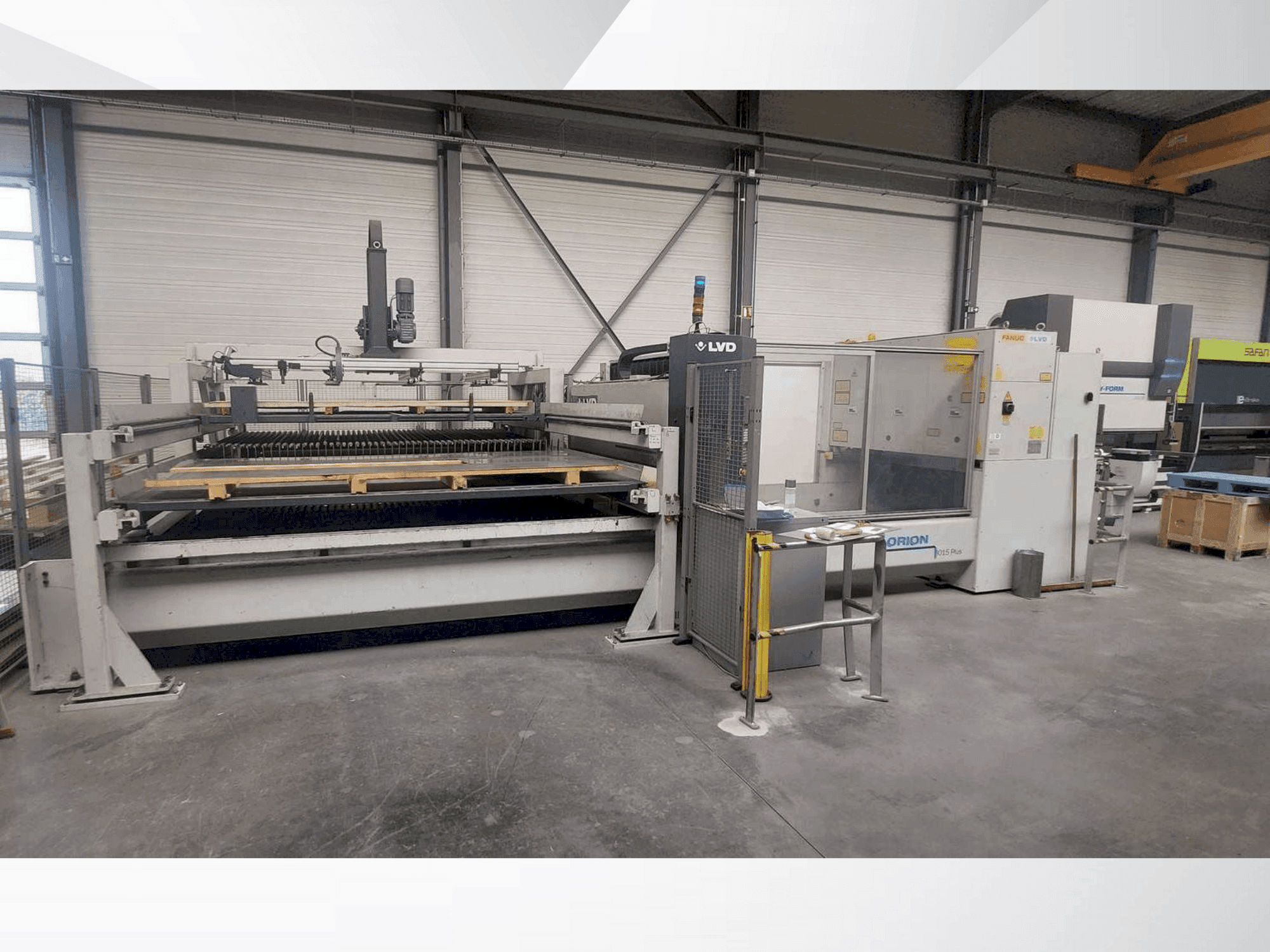 Makine LVD Orion 4KW - Önden görünüm