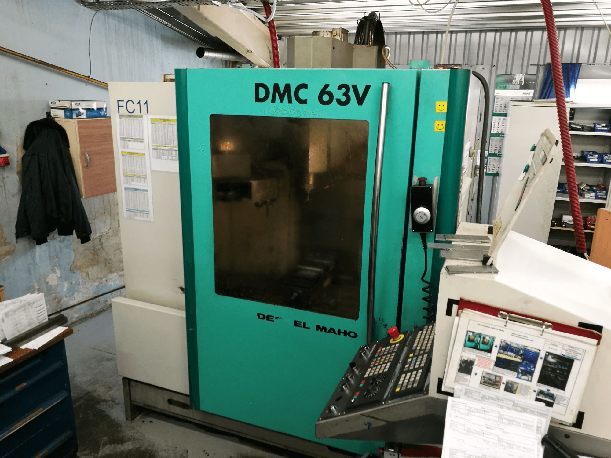 Makine Deckel Maho Gildemeister - Sağdan görünüm DMC 63 V
